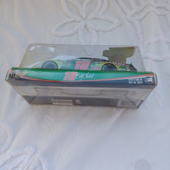 Nascar #18 2004 Bobby Labonte Interstate Batteries Chevy Pontiac Shrek 2 - Picture 12 of 14